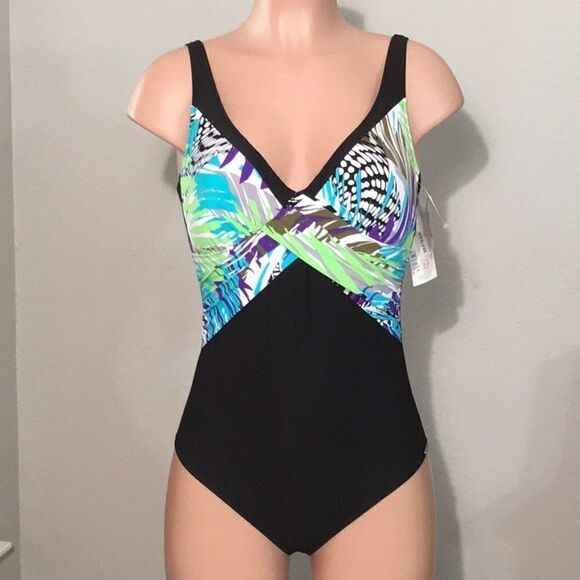 Charmline shapeware swimsuit. Runs small. NWT - Picture 1 of 4